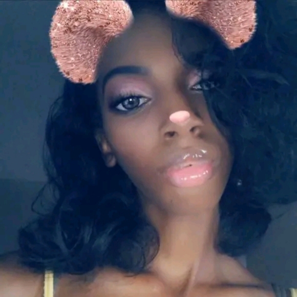 Meet your Posher, Foreign - Picture 4 of 5